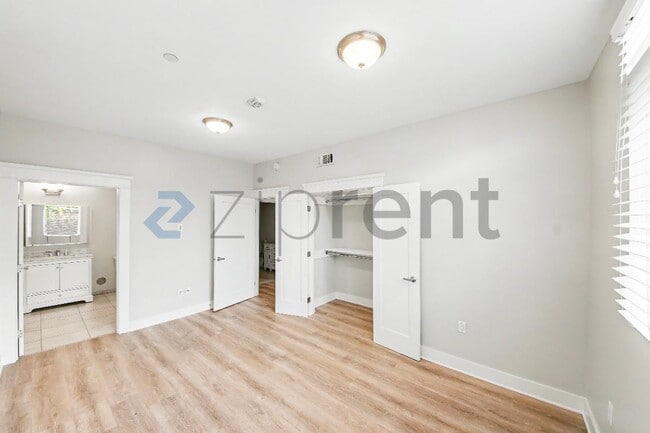 Building Photo - 5717 Fair Ave
