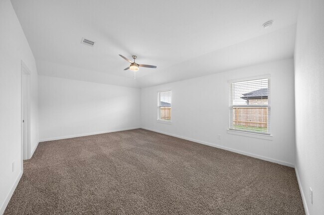 Building Photo - 3819 Pierce Pl Ln