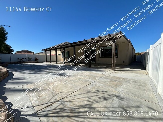 Building Photo - Spacious & Modern 4-Bedroom + Office Home ...