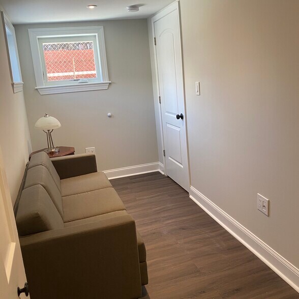 Den/Office - 718 Tuckerman St NW