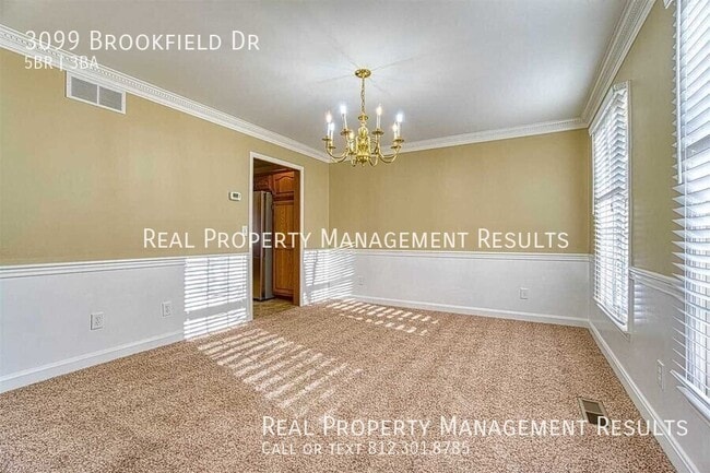 Building Photo - 3099 Brookfield Dr