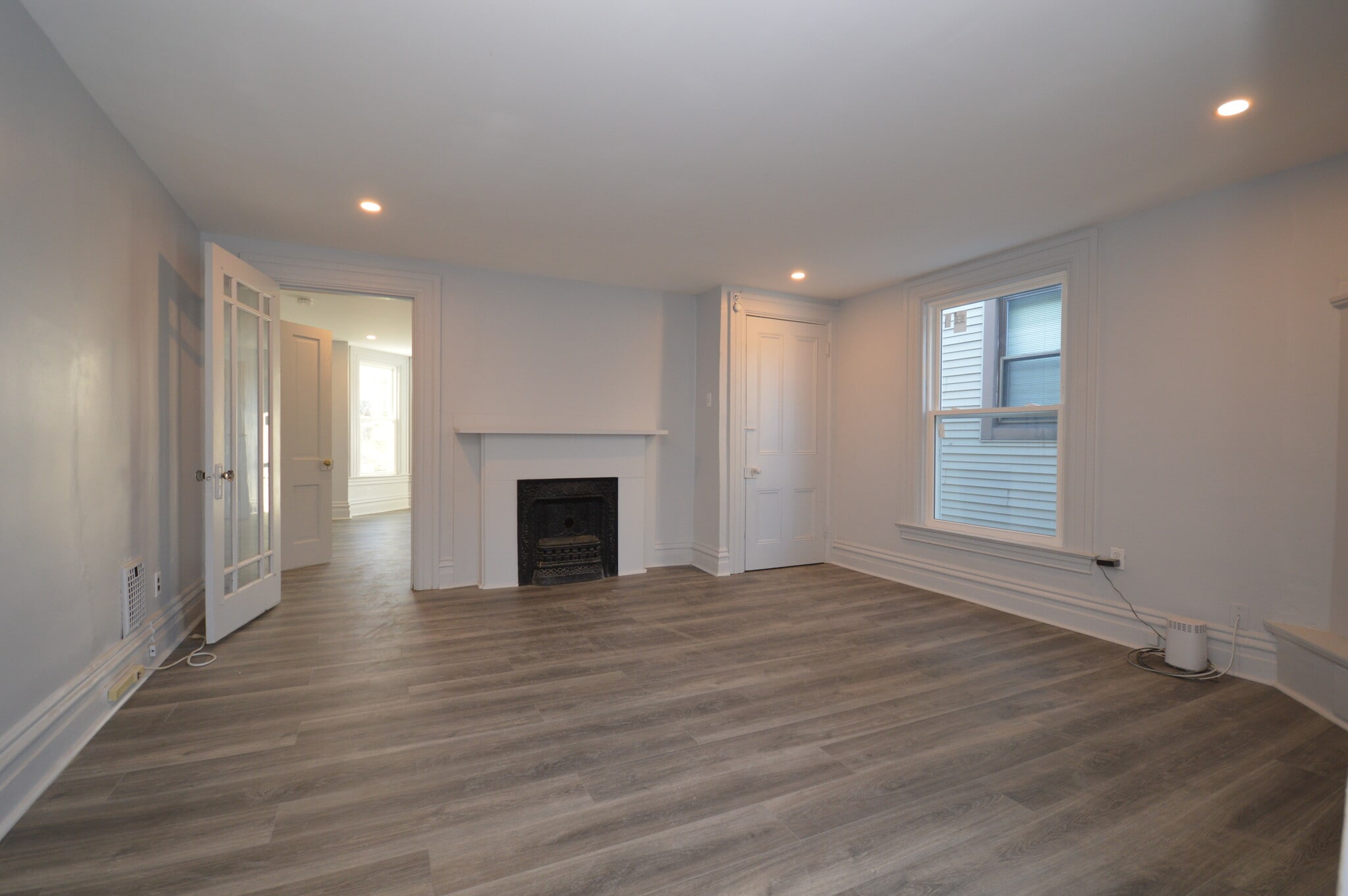 Building Photo - 113 Meade Ave