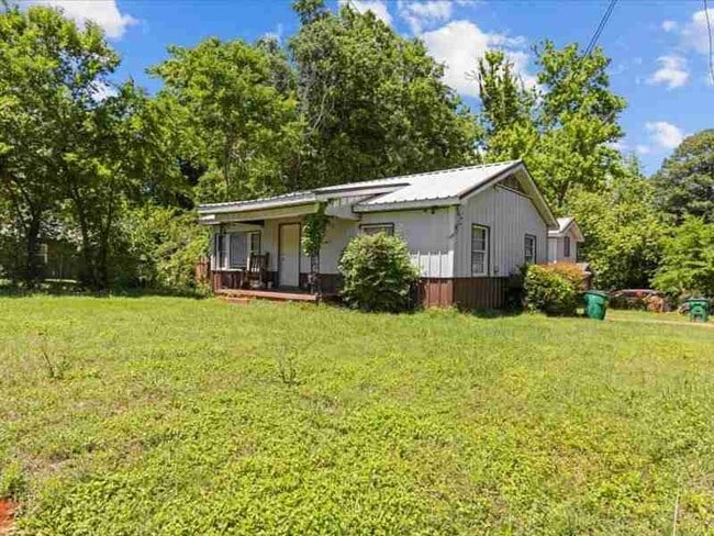 Building Photo - 0 W Carolina St