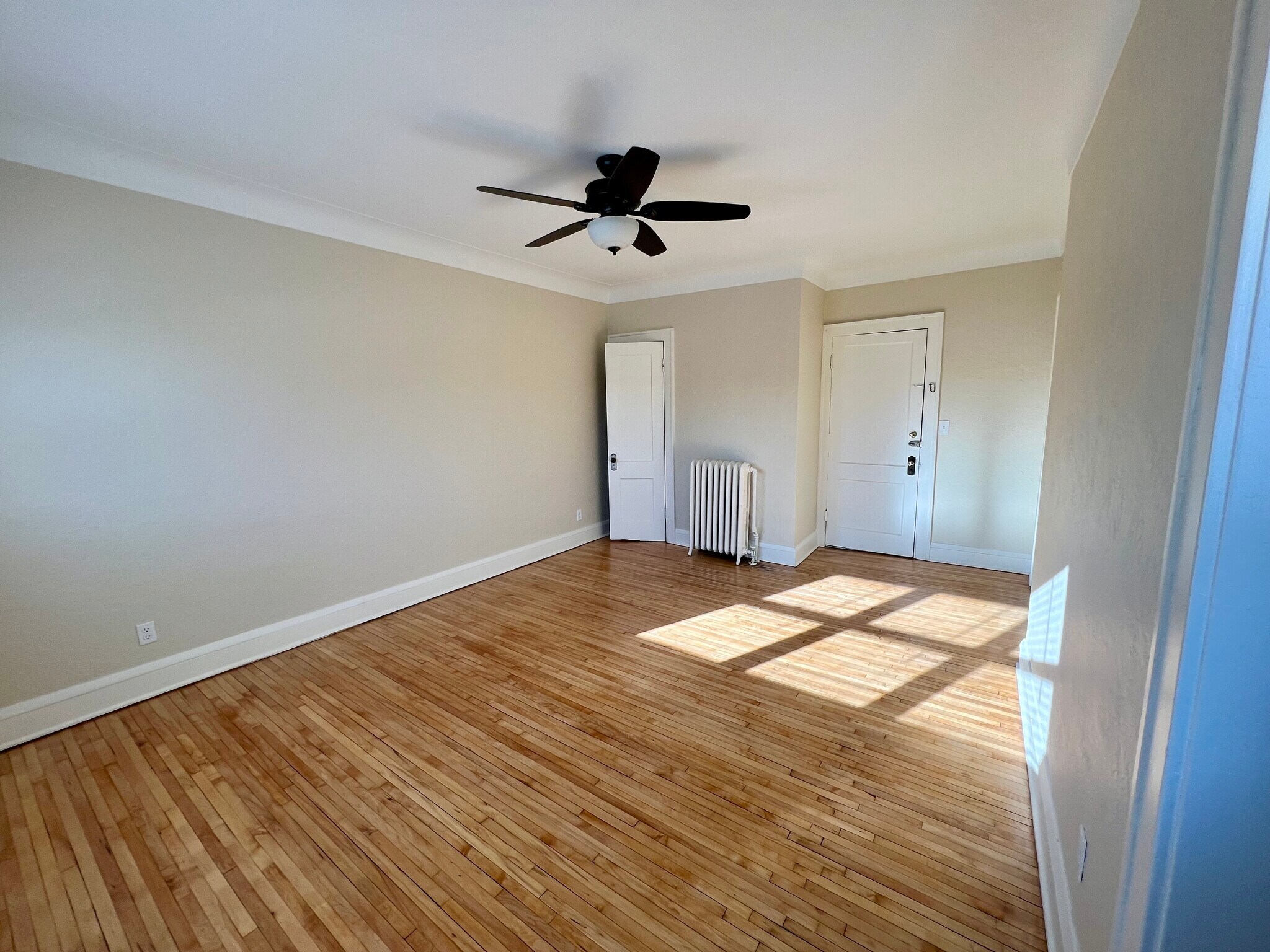 Building Photo - 244 Cleveland Ave S