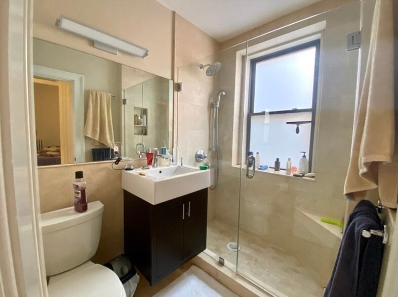 *Pictures are representative samples of the advertised unit. In some cases, the actual units you tou - 400 Commonwealth Ave