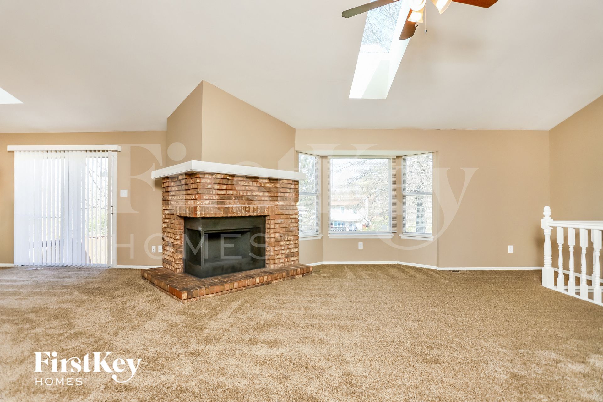Building Photo - 4231 River Oaks Dr