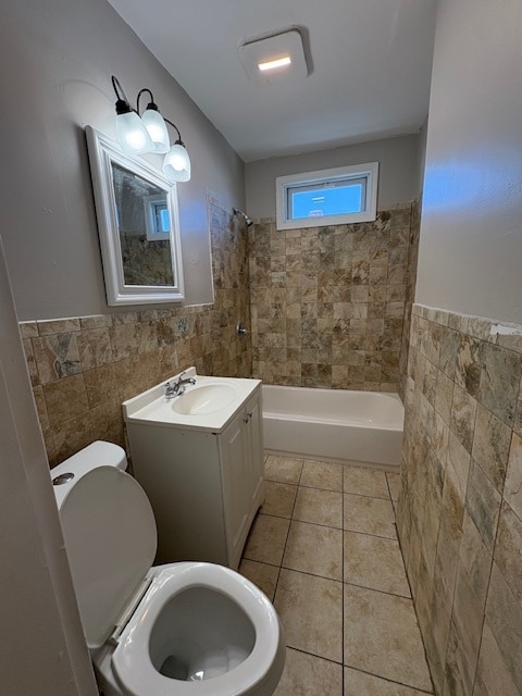 Building Photo - 11 5th St