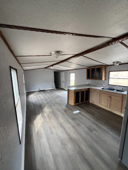 Building Photo - 3736 E Burke Blvd