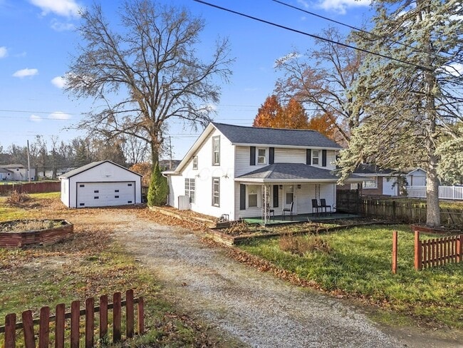 Building Photo - 2709 Kilbourne Ave