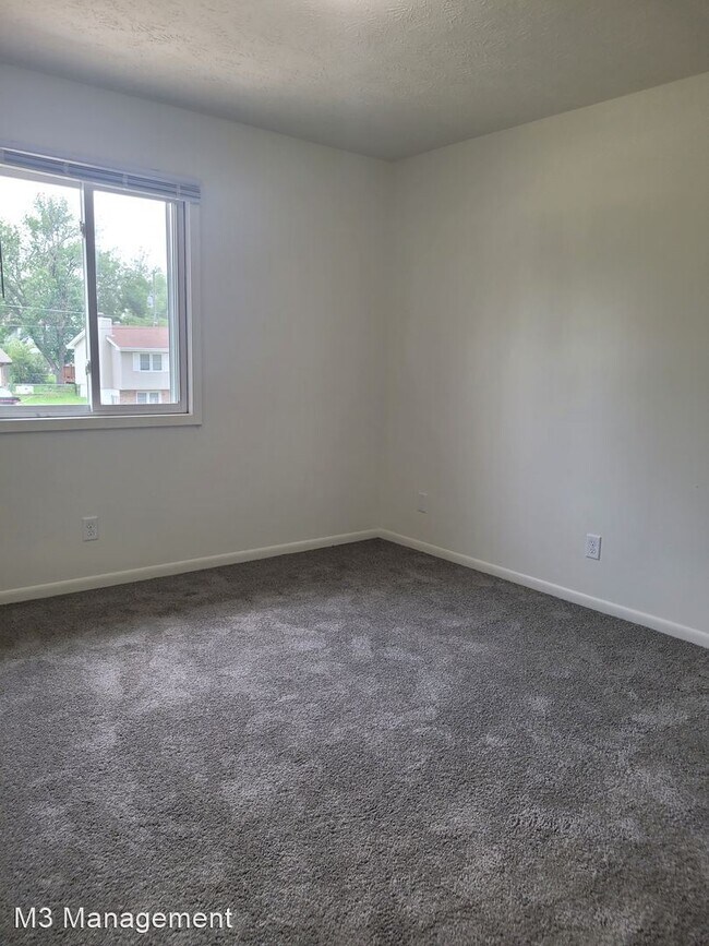 Building Photo - 3 br, 1.5 bath House - 4902 Robin Drive