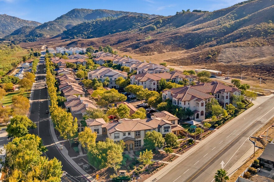 Primary Photo - Foothills at Old Town Apartments