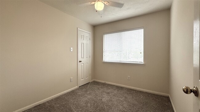 Building Photo - 4243 Daisy Meadow Dr