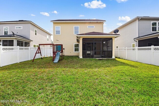 Building Photo - 92 Fernbrook Dr