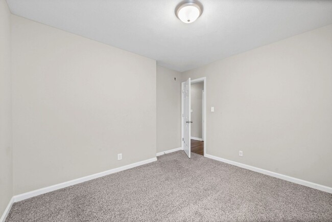 Building Photo - 3969 Cindy Jo Ct Clarksville, TN 37042