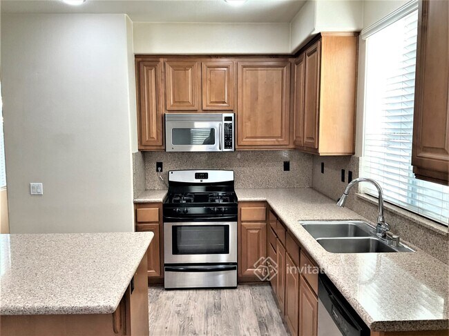 Building Photo - 37201 Galileo Ln