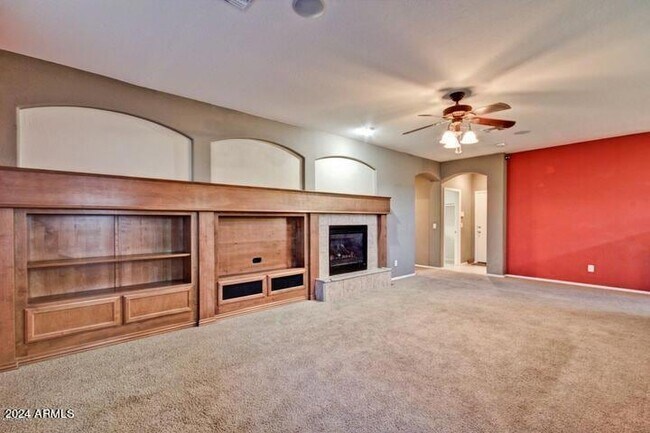 Building Photo - 21672 N Geraldine Dr