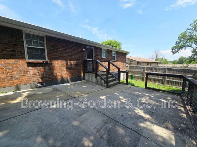 Building Photo - 3411 Cocoa Dr