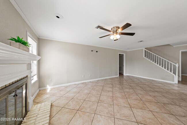 Building Photo - 101 Wisteria Dr