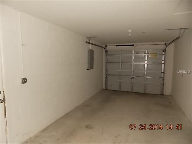 Building Photo - 2 Bed 1 Bath Home | Pet Friendly | Washer ...
