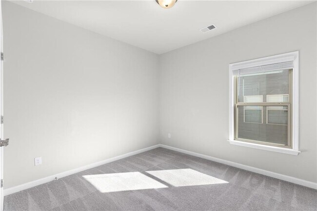 Building Photo - 4411 Claiborne Ct