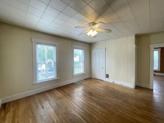 Building Photo - 119 Cypress St