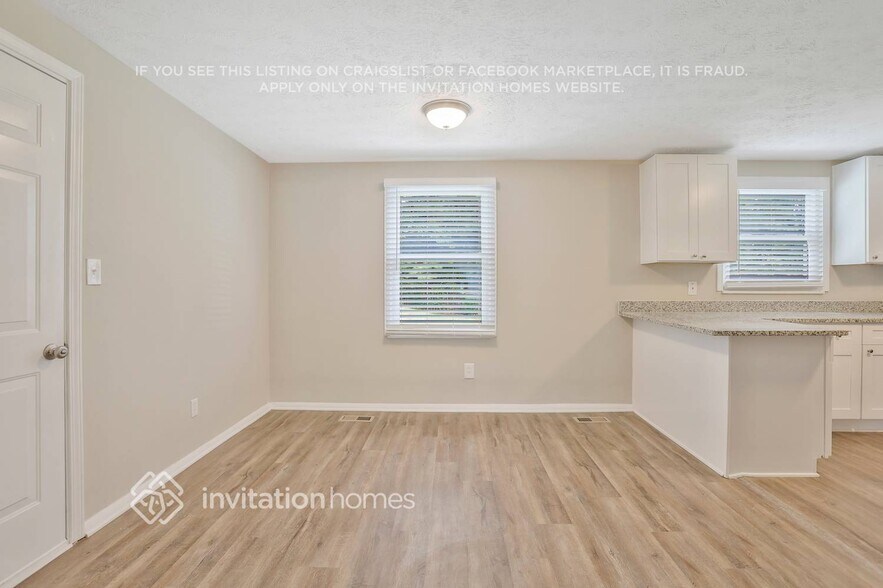 Building Photo - 6860 Cainwood Dr