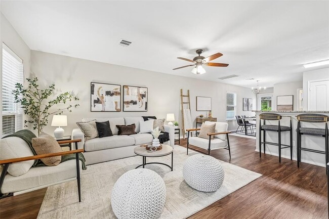 Building Photo - 1808 Enchanted Rock Dr