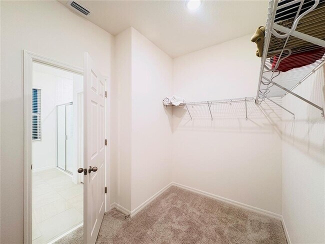 Building Photo - 1568 Sky Lks Dr