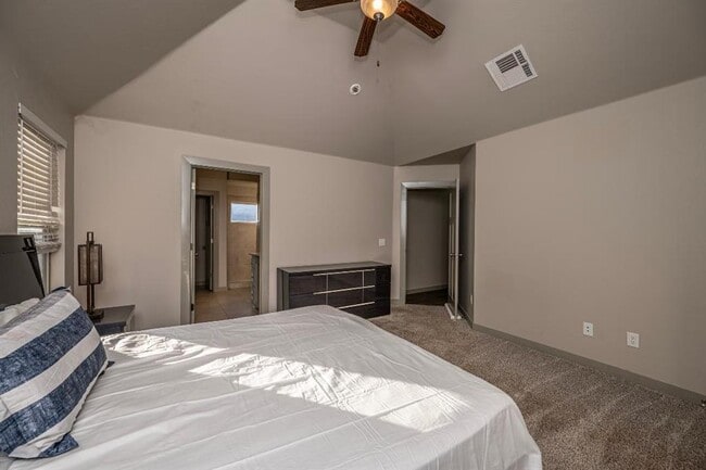 Building Photo - 8404 NW 158th St