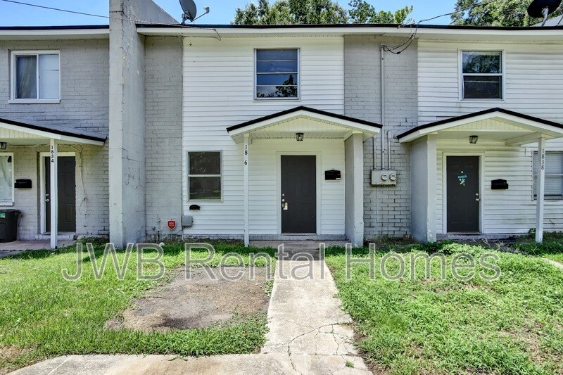 Primary Photo - 1836 Broadway Ave