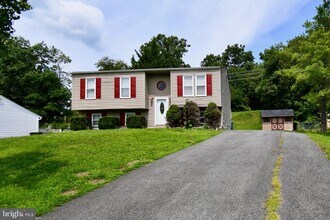 Building Photo - 25253 Conrad Ct