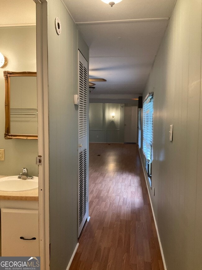 Building Photo - 76 Jacqueline Dr