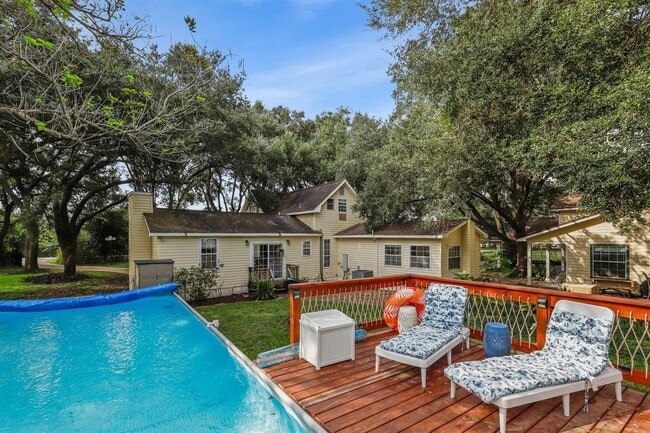 Building Photo - 27730 Morton Rd