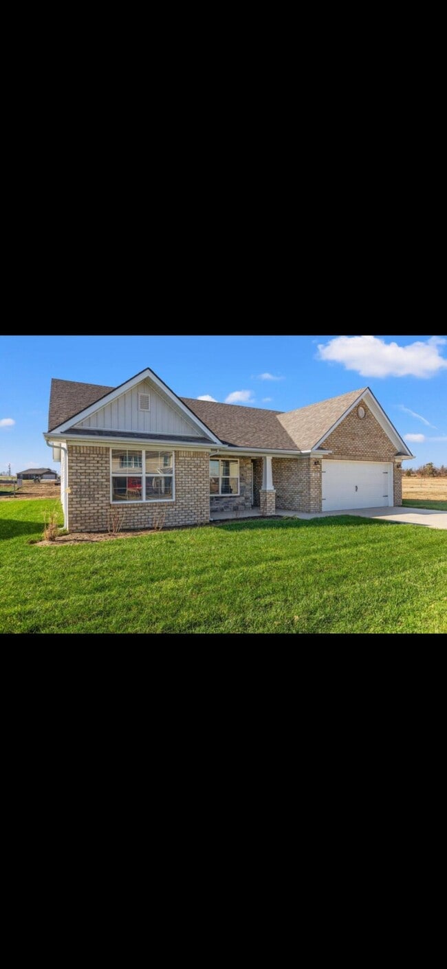 Building Photo - 340 Pageant Dr