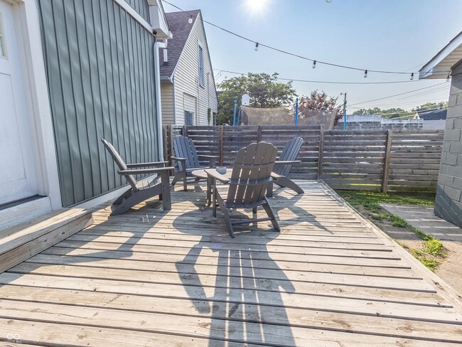 Building Photo - 715 Cottage Ave