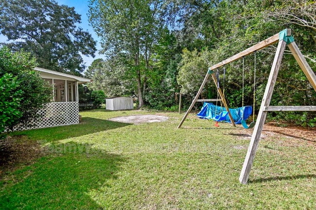 Building Photo - 137 Ravenell St