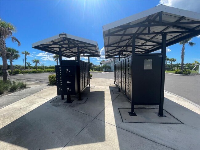 Building Photo - 1912 Saddlewood Cir