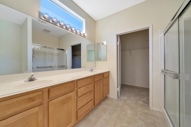 Building Photo - 78632 Iron Bark Dr