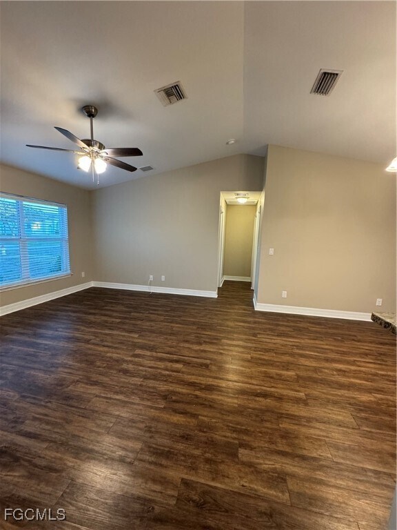 Building Photo - 3022 SW 14th Ct