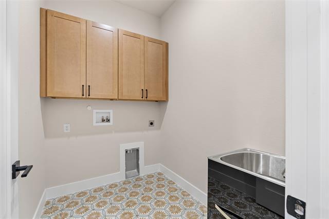 Building Photo - 5702 Barkridge Dr