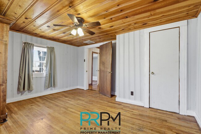 Building Photo - 101 Bagwell Dr