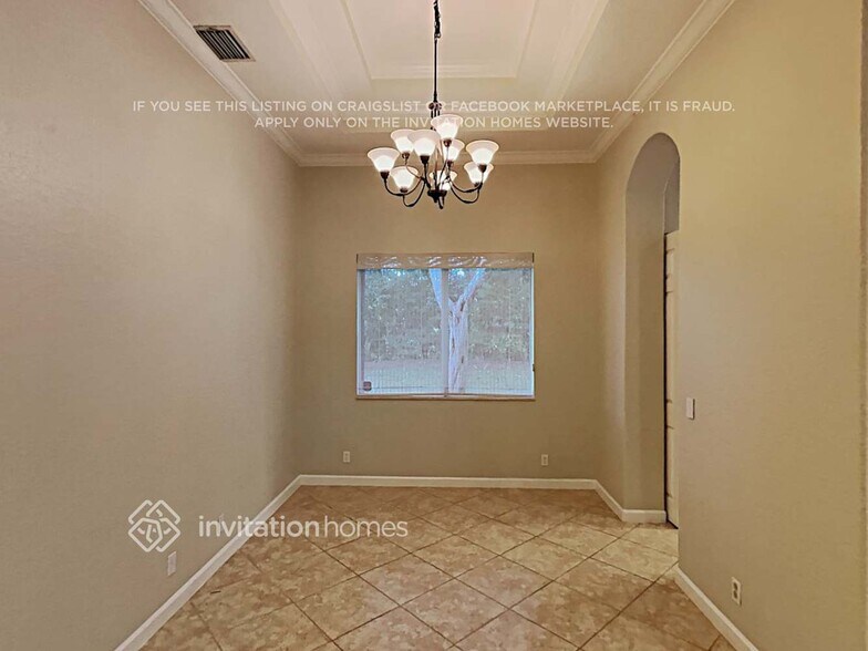 Building Photo - 12681 NW 78th Manor