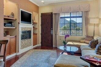 Building Photo - 50750 Santa Rosa Plz