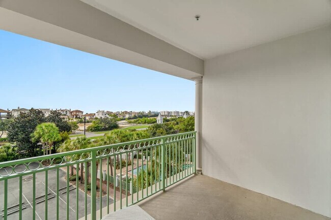 Building Photo - 9955 E County Hwy 30A