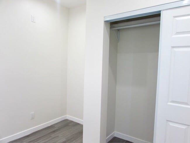 Building Photo - 2bed/1 bath ADU-Private--Gated.  Large patio area