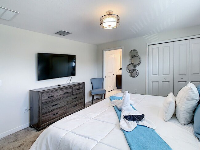 Building Photo - 580 Pebble Beach Dr