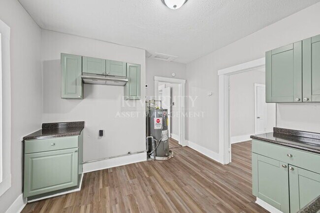 Building Photo - Cute 2 bedroom / 1 bathroom home in 38111 !!!!!! Section 8 clients are welcomed, PRICE DROP !!!