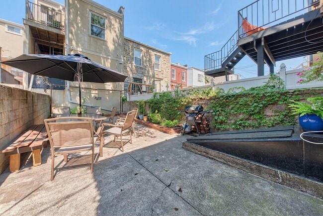 Building Photo - 3306 Fait Ave