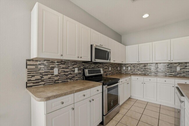 Building Photo - 3316 Calumet Dr