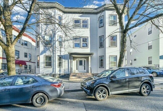 Building Photo - 109 Walnut St
